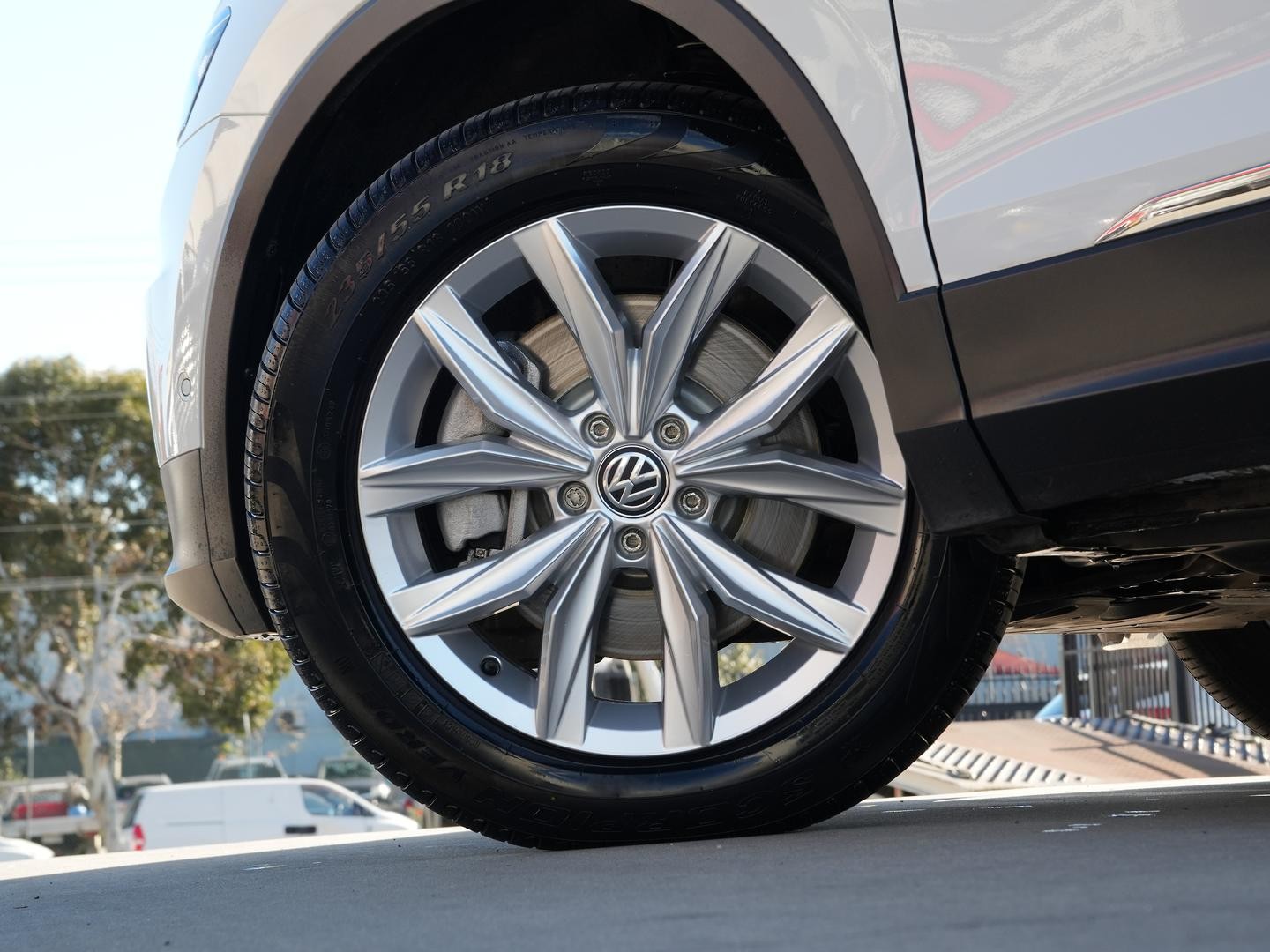 Volkswagen Tiguan image 4