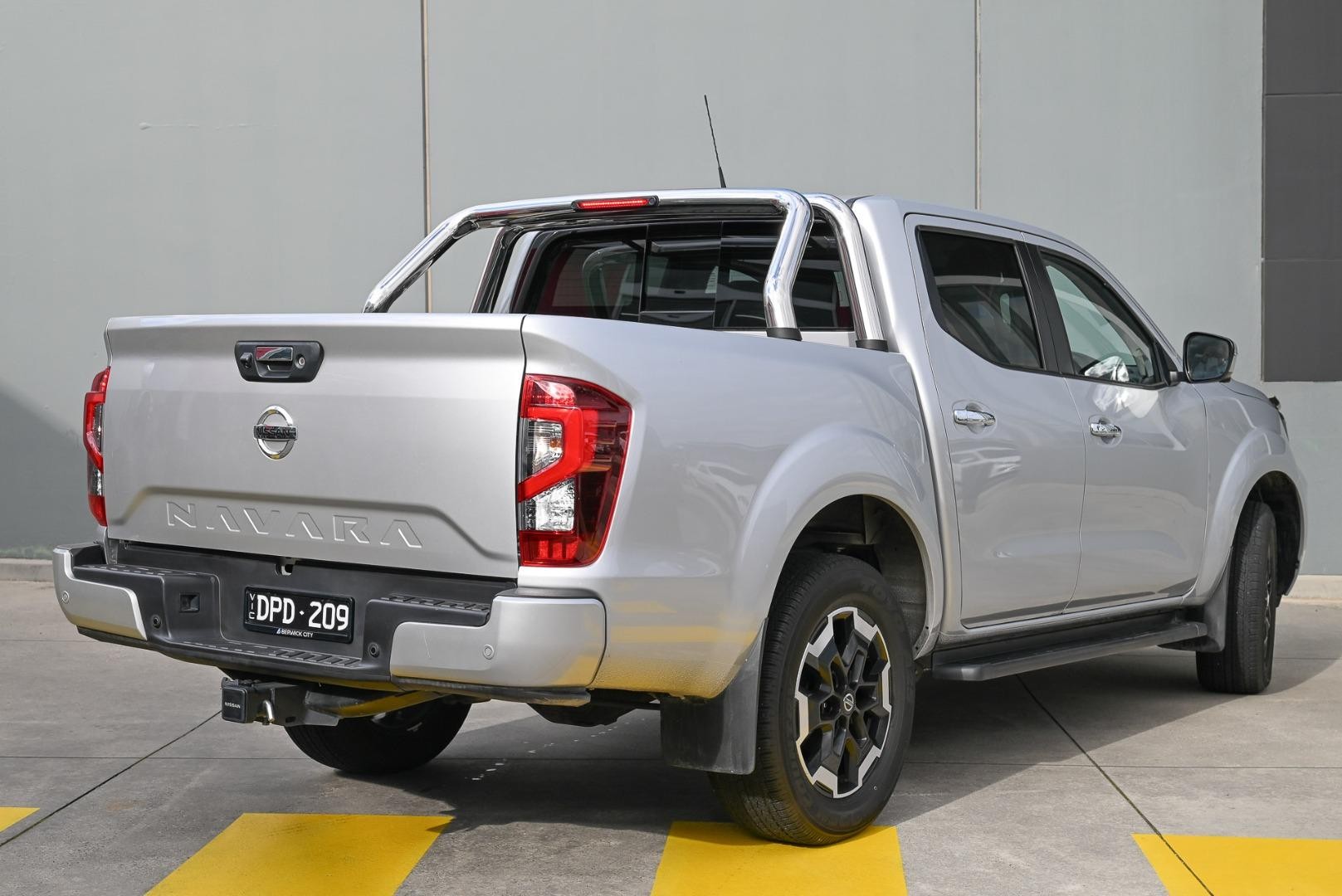 Nissan Navara image 3