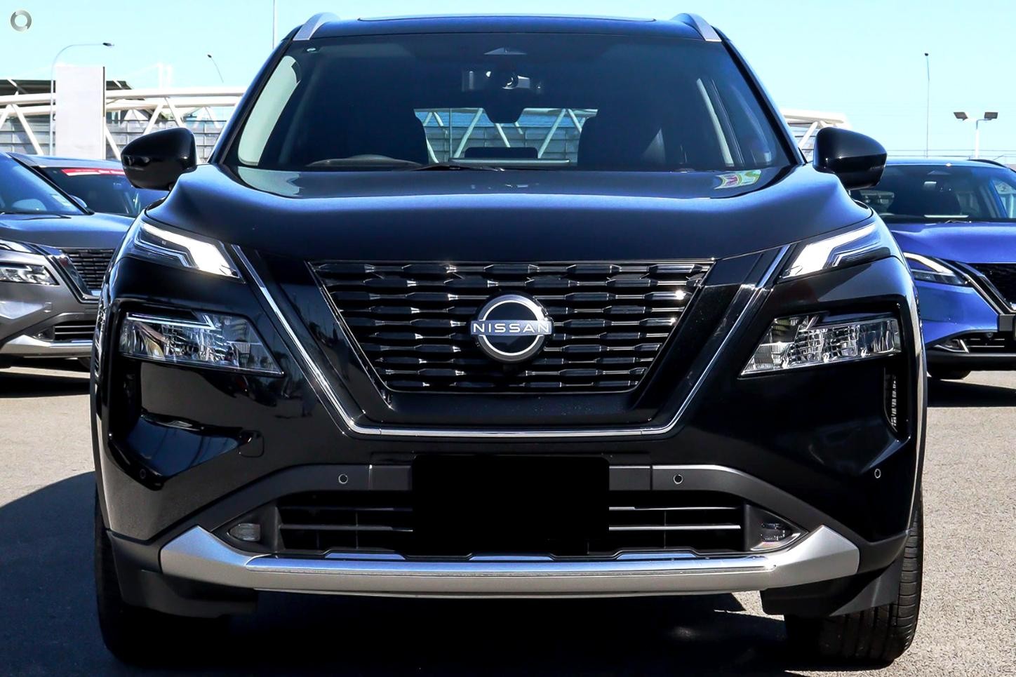 Nissan X-trail image 2