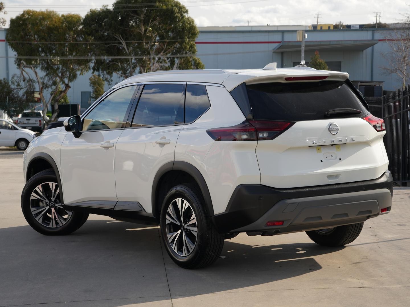 Nissan X-trail image 3