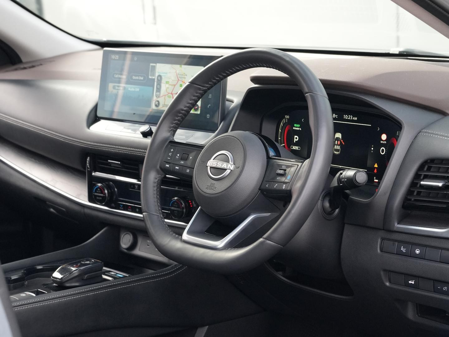 Nissan X-trail image 2