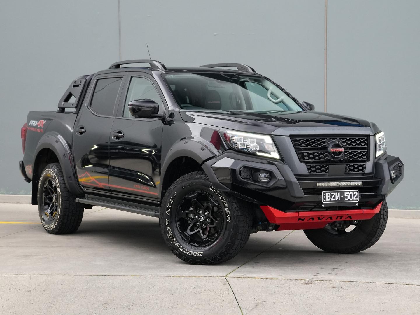 Nissan Navara image 1