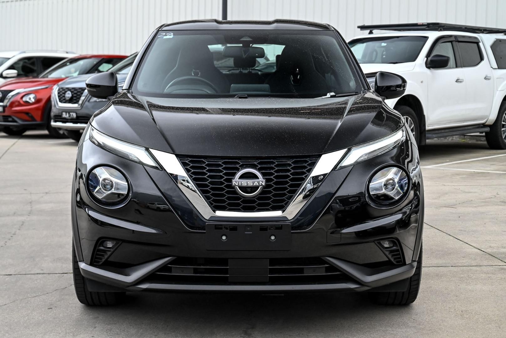 Nissan Juke image 2