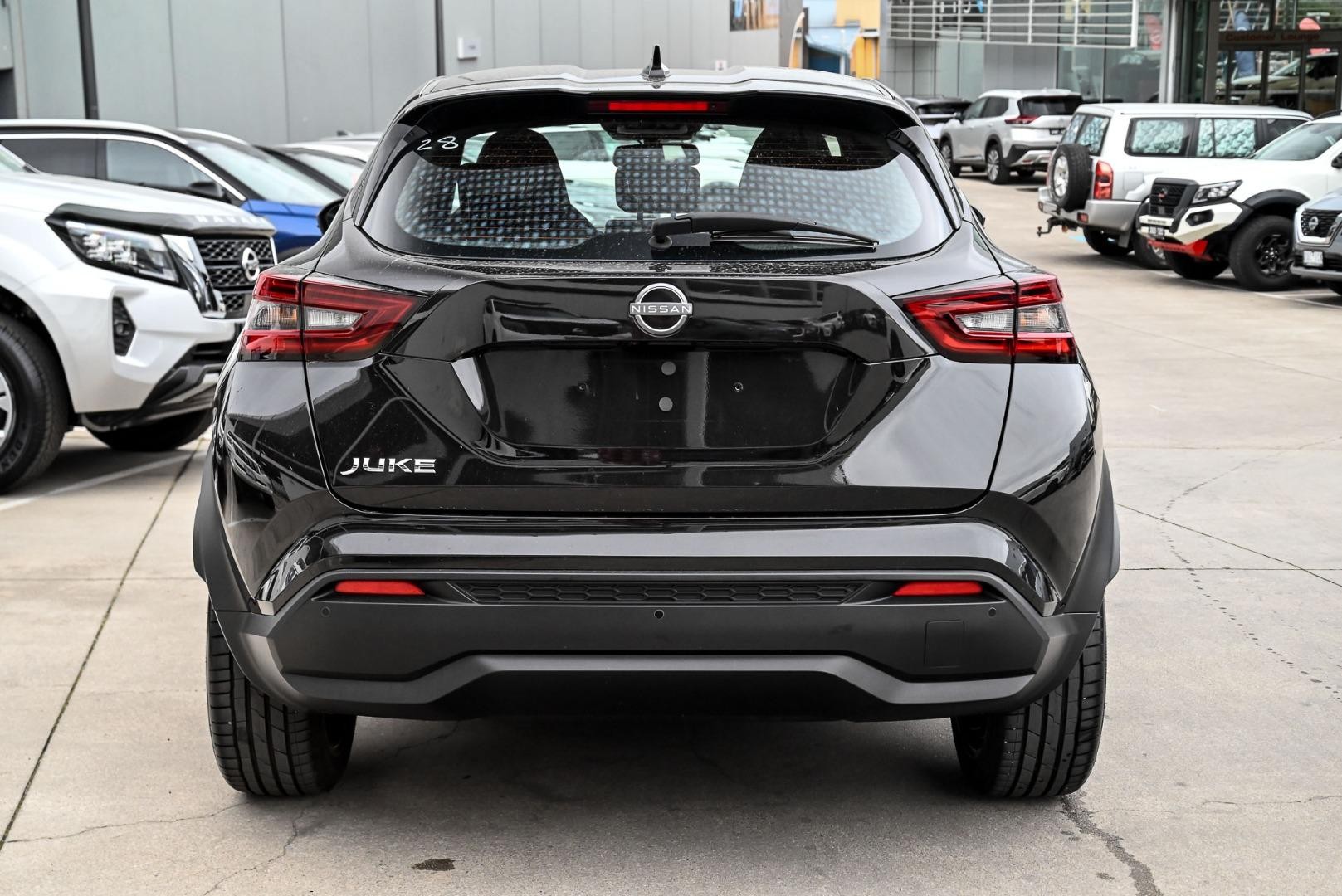 Nissan Juke image 4
