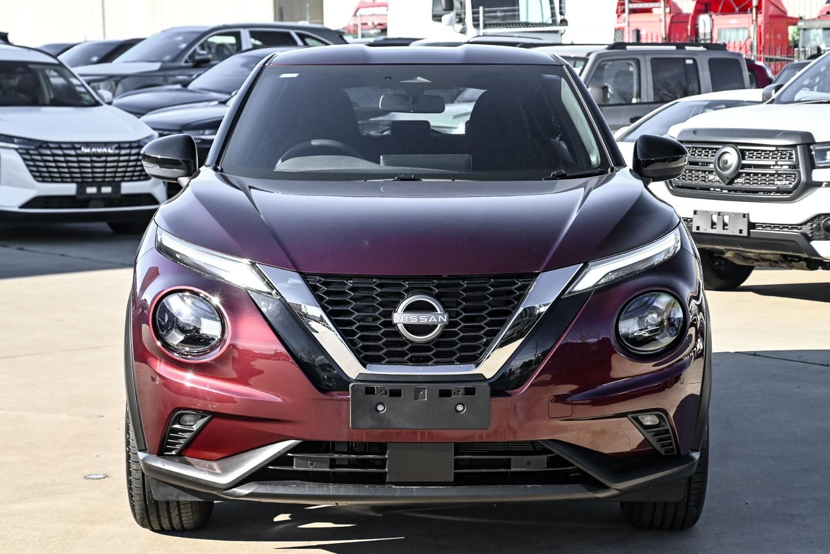Nissan Juke image 2