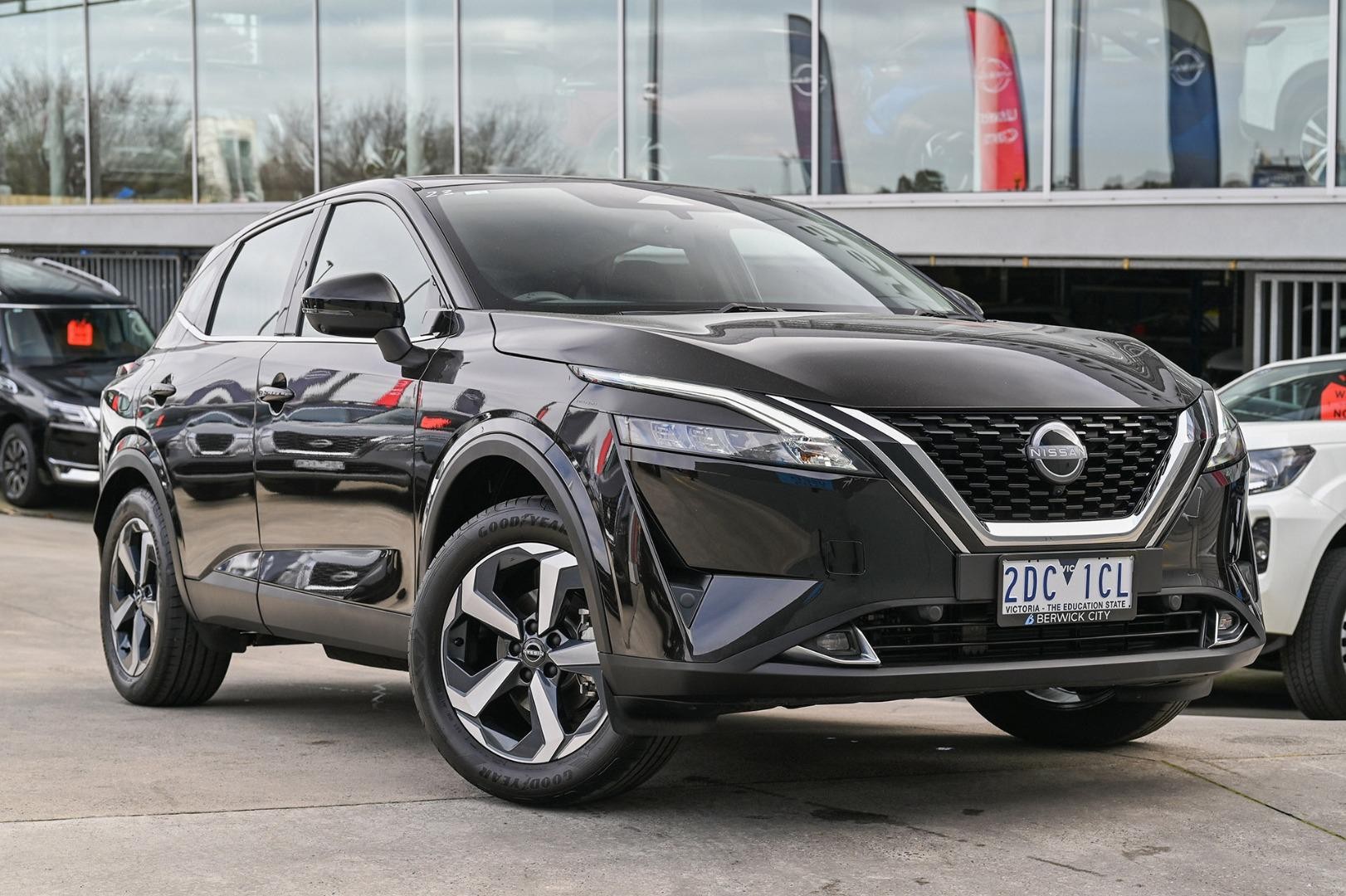 Nissan Qashqai image 1