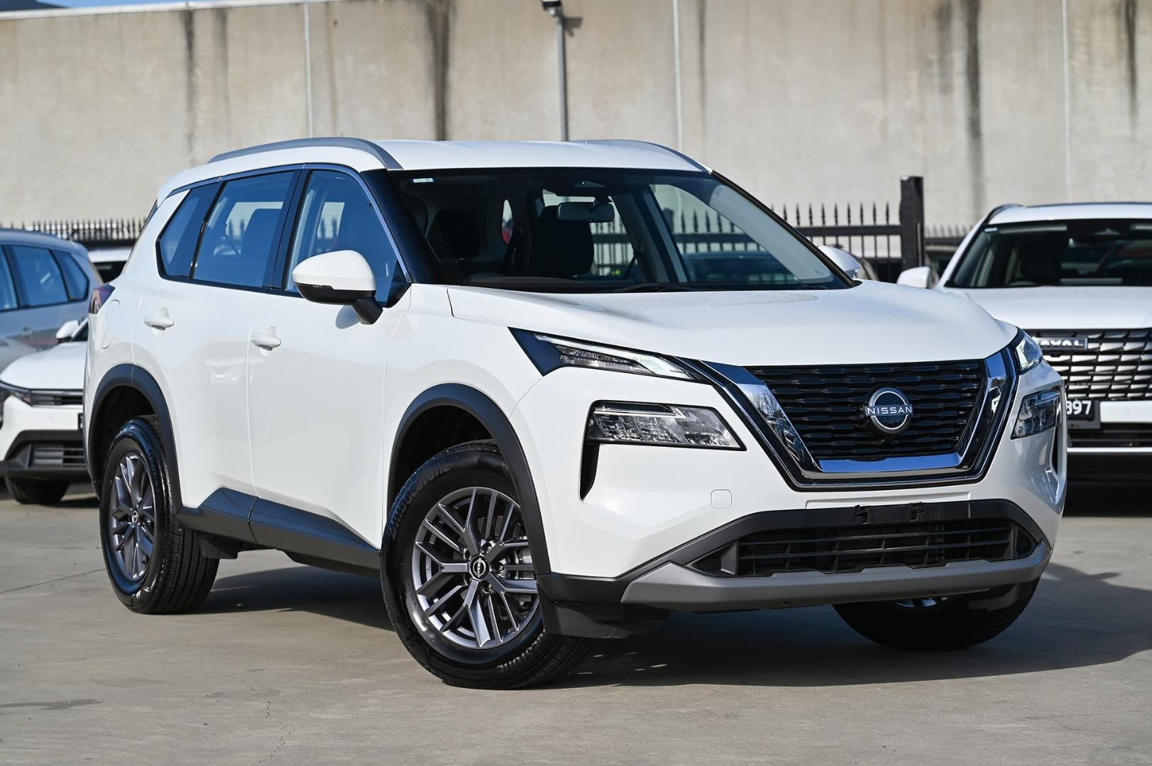 Nissan X-trail image 1
