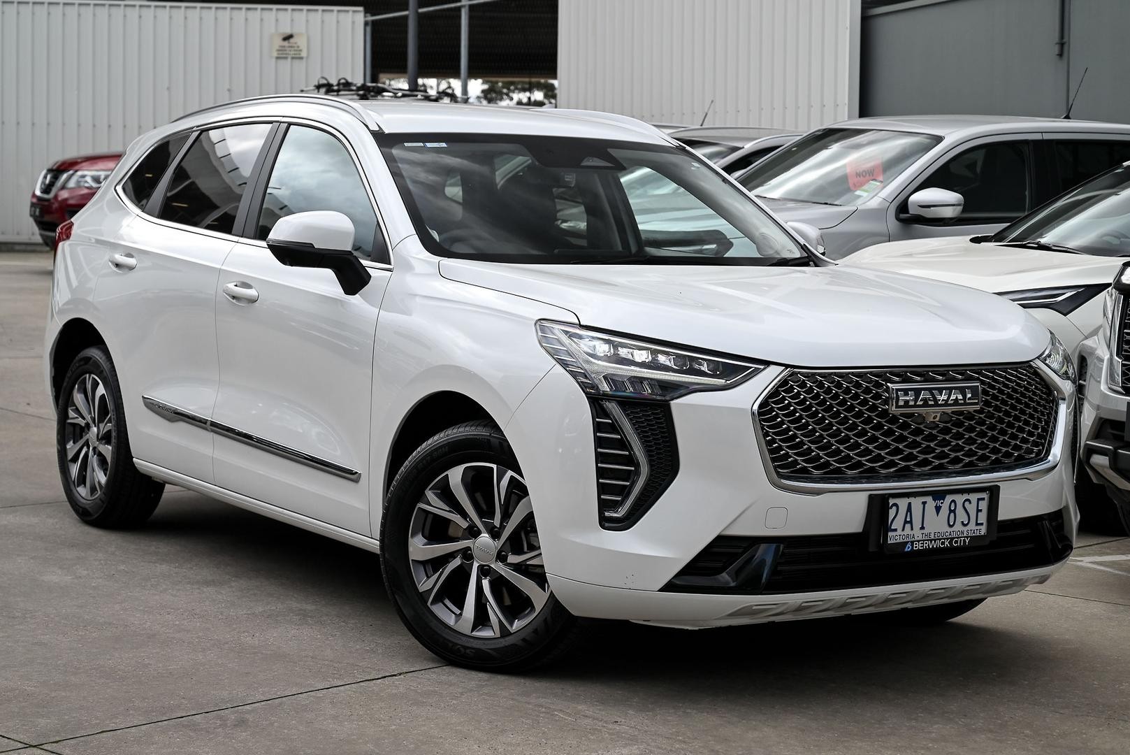 Gwm Haval Jolion image 1