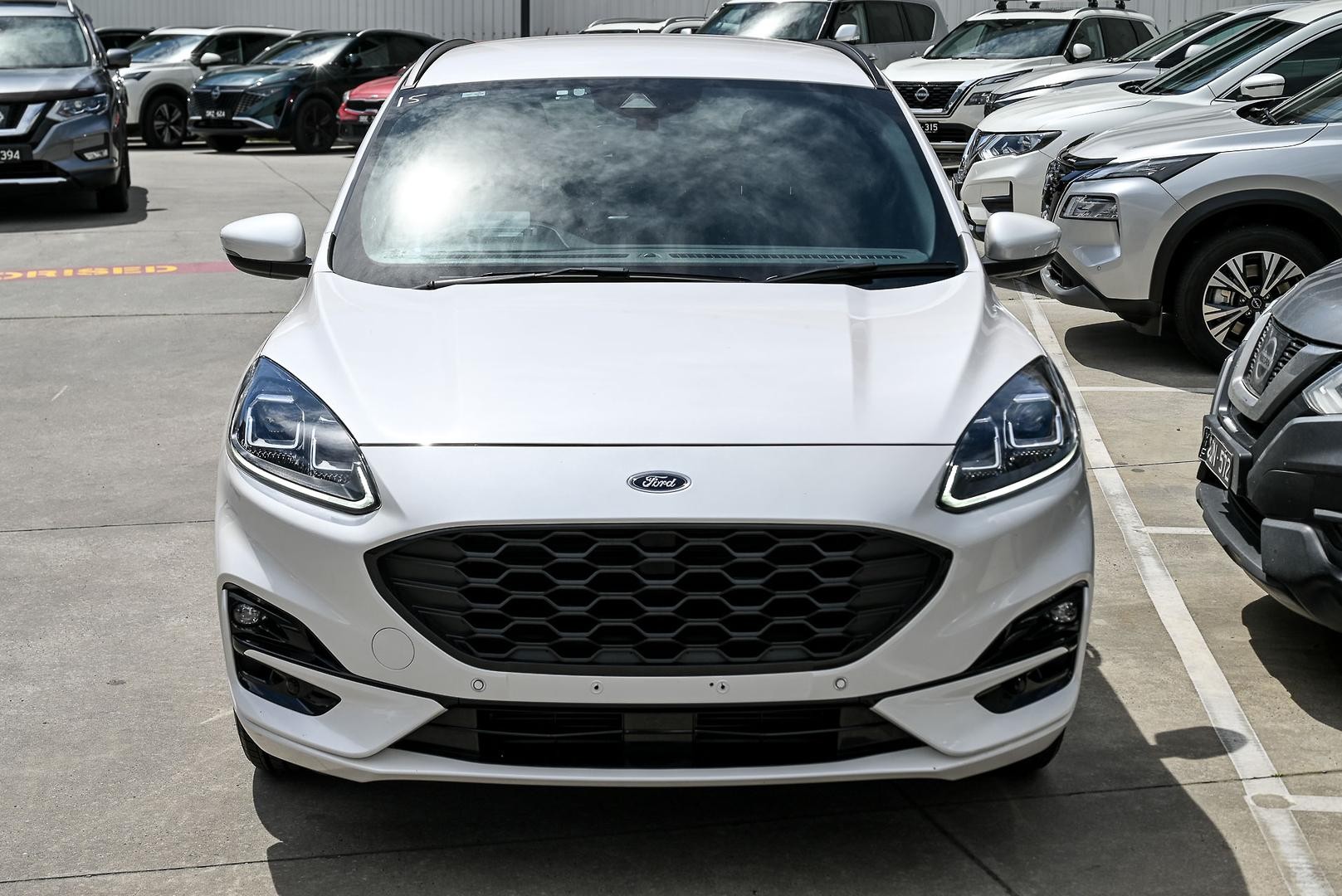 Ford Escape image 2