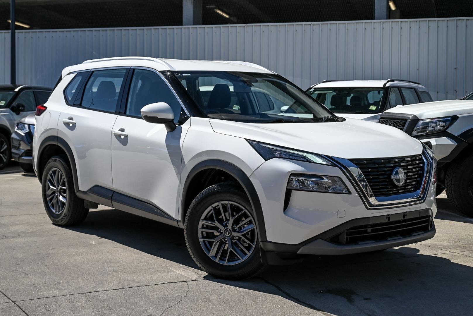 Nissan X-trail image 1