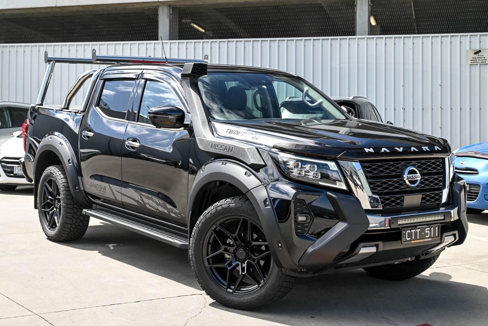 Nissan Navara image 1