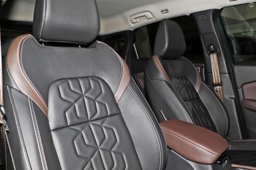 https://dvg-vehicle-assets.s3.amazonaws.com/1108171/lkurwe9wzb40ozcq2f1gnrx8d.jpg