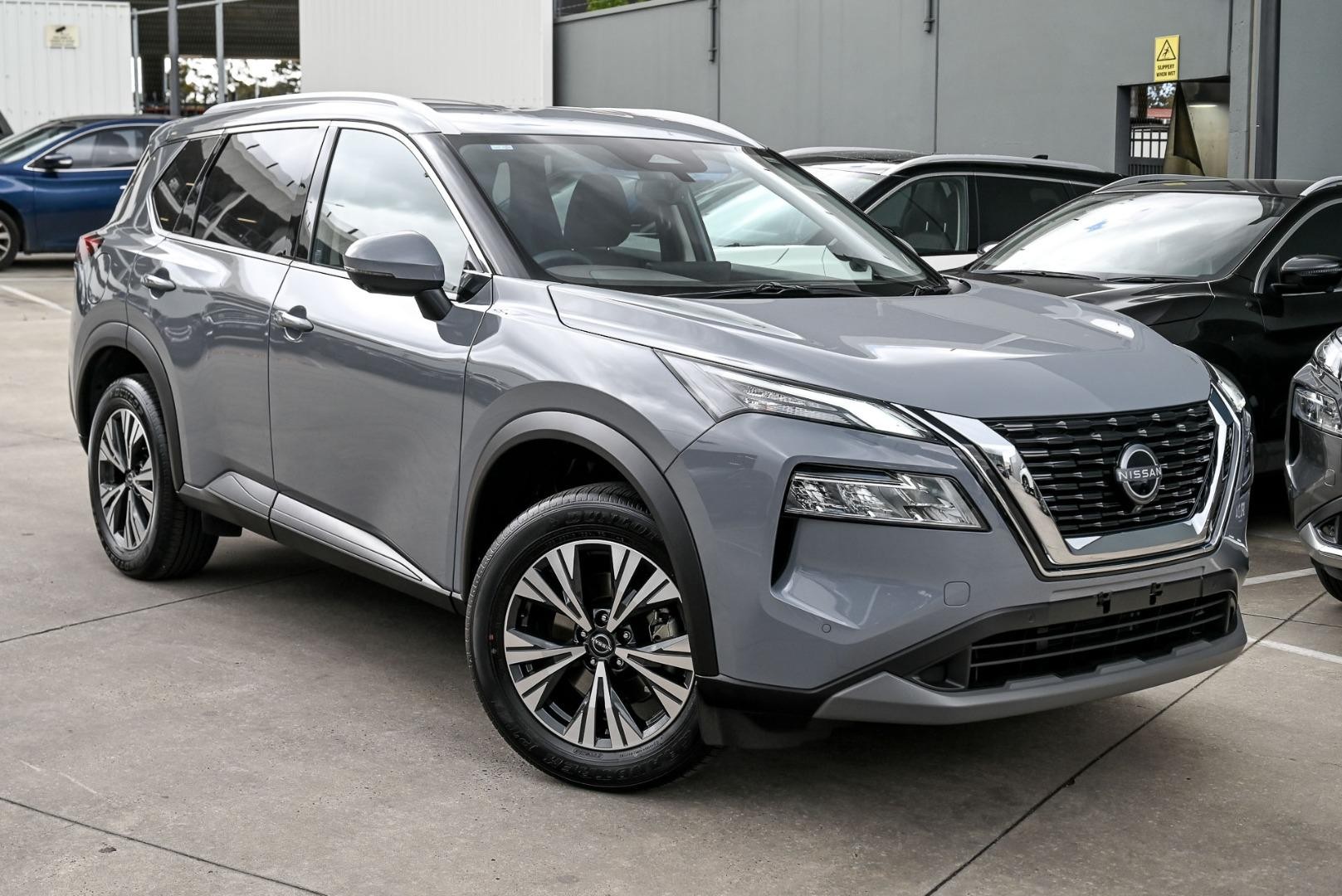 Nissan X-trail image 1