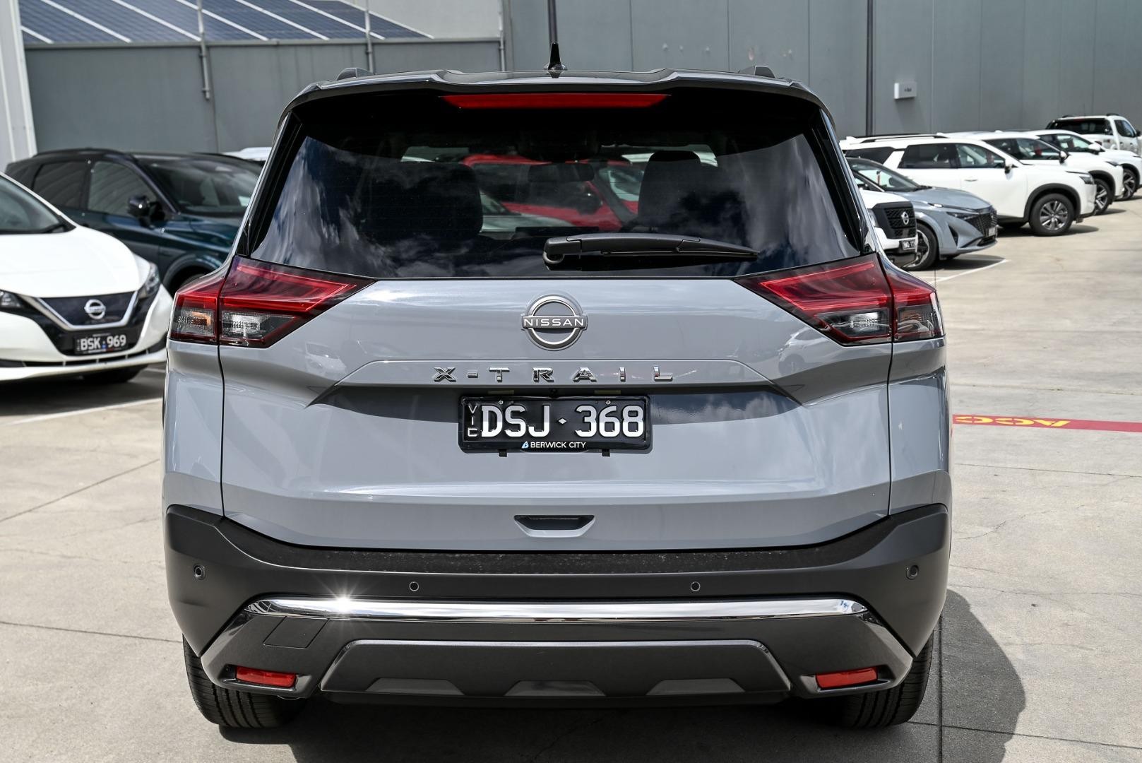 Nissan X-trail image 3