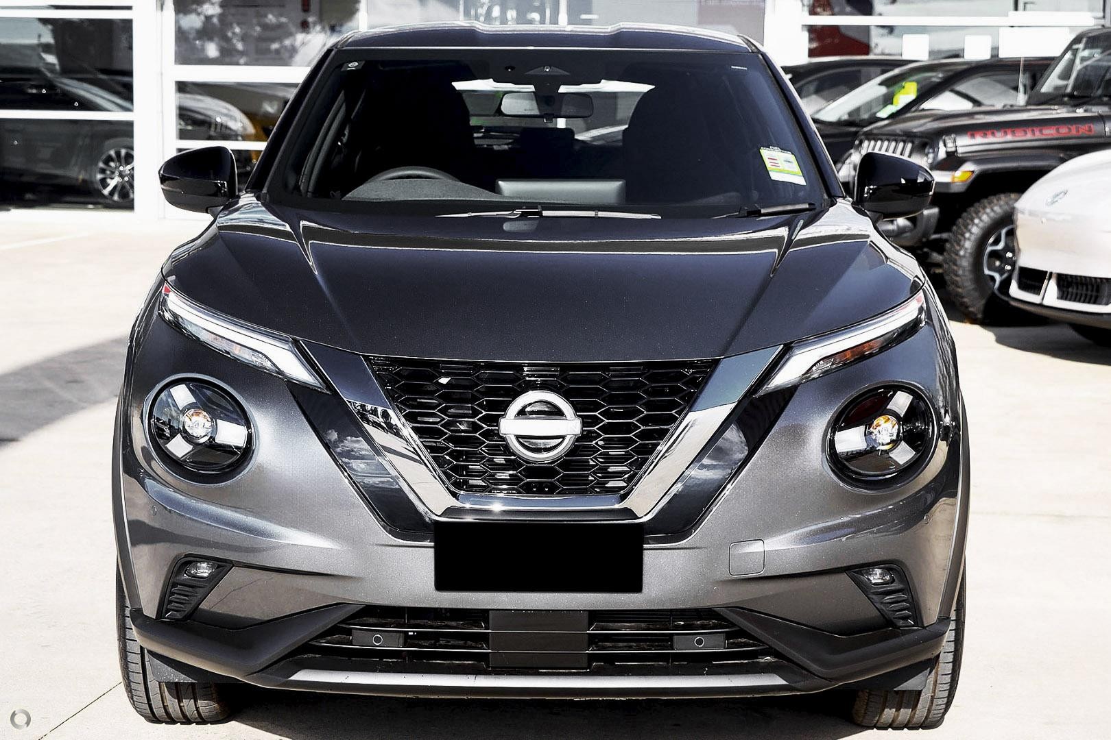 Nissan Juke image 2