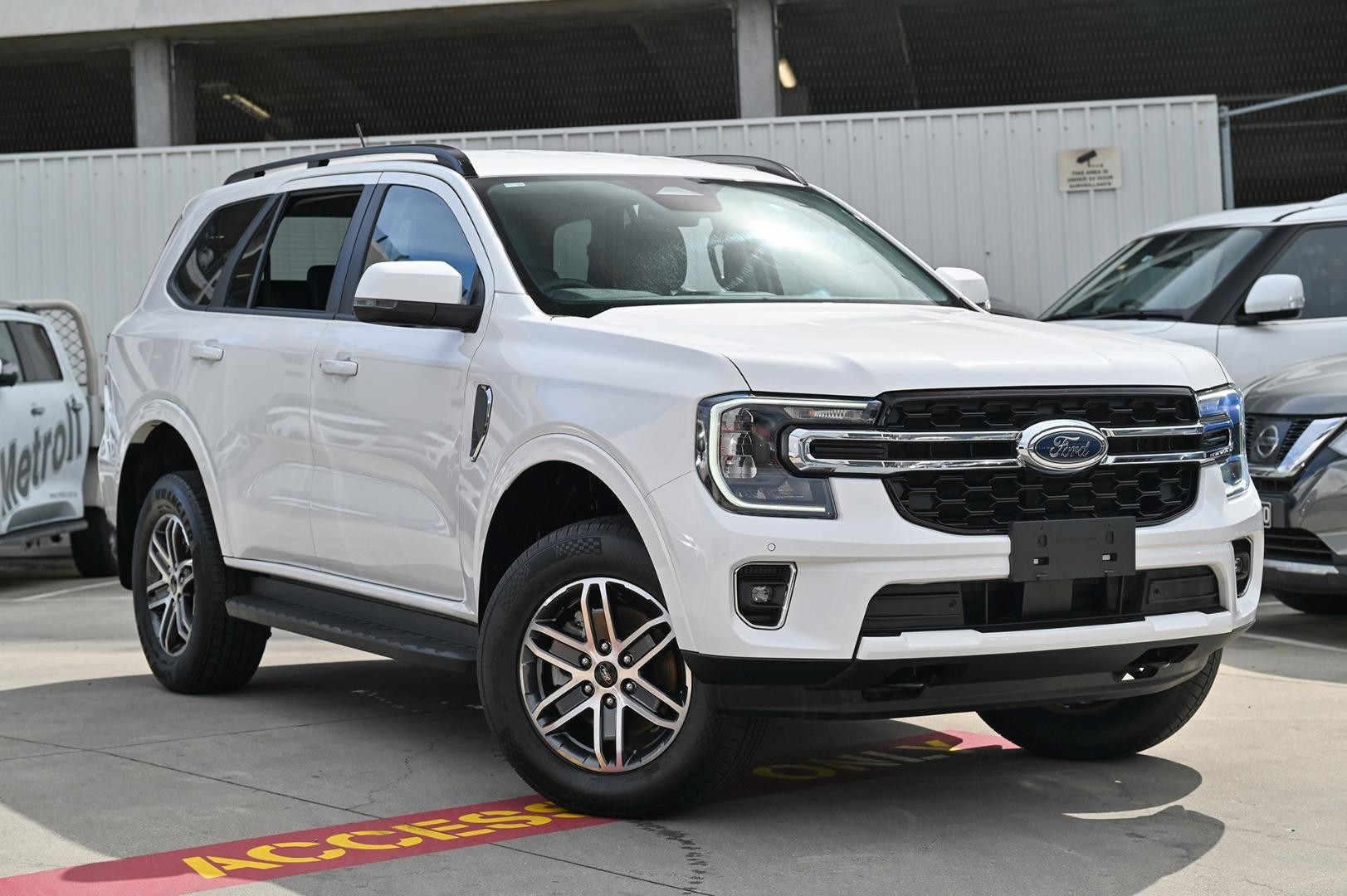 Ford Everest image 1