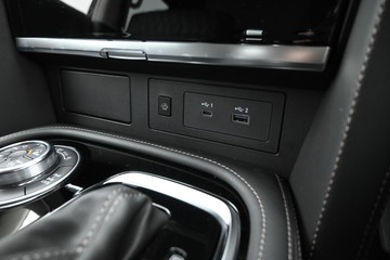 https://dvg-vehicle-assets.s3.amazonaws.com/1108220/2sgua1fbgqrh3g452pmpjx56t.jpg
