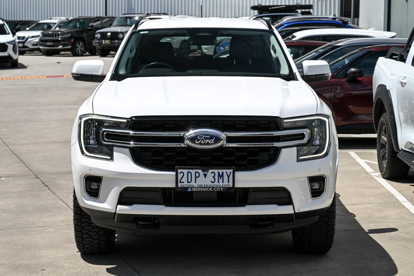 Ford Everest image 2