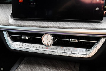 https://dvg-vehicle-assets.s3.amazonaws.com/1108306/wxyxmynh5tjo08hljvzih22de.jpg