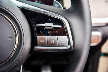 https://dvg-vehicle-assets.s3.amazonaws.com/1108349/sze3i6bmmk6sce6c9bvchsfq7.jpg