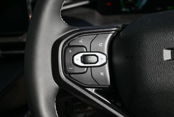 https://dvg-vehicle-assets.s3.amazonaws.com/1108385/50ed22s5de9befpphc8kx3he6.jpg
