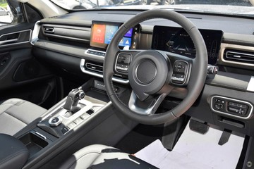 https://dvg-vehicle-assets.s3.amazonaws.com/1108438/3jnjbr9rlnex0pb32nb7buve9.jpg