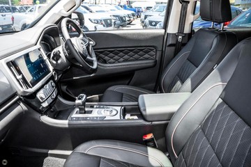 https://dvg-vehicle-assets.s3.amazonaws.com/1108439/camgyh5kc00xiep4zt7oa9xf8.jpg