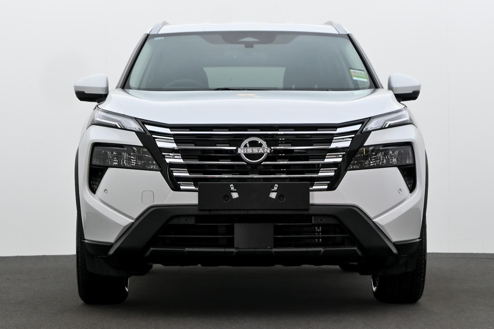 Nissan X-trail image 2