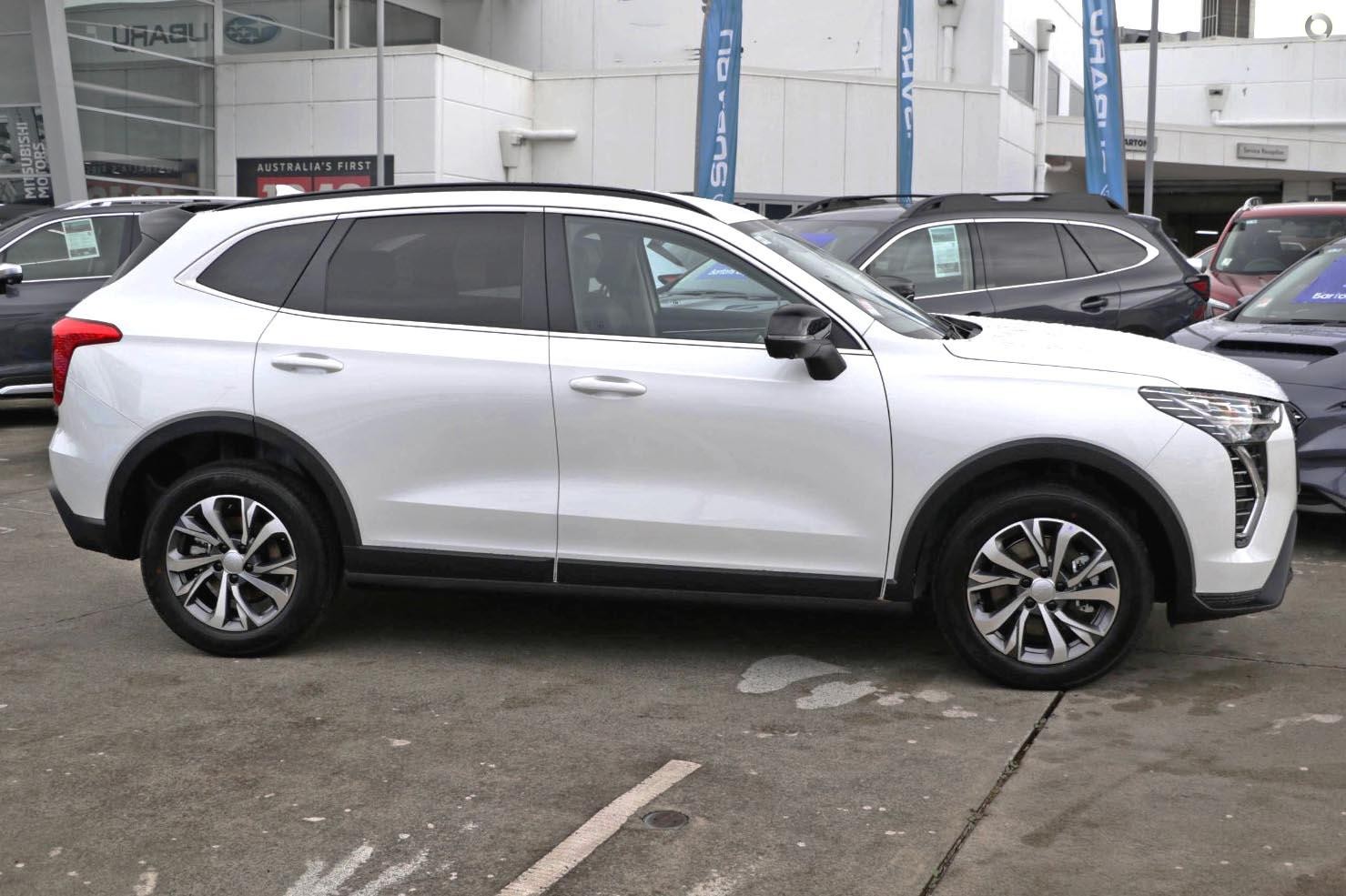 Gwm Haval Jolion image 3