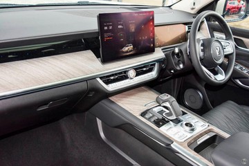 https://dvg-vehicle-assets.s3.amazonaws.com/1108507/mt8igbxwlawzzykll6c7is8de.jpg