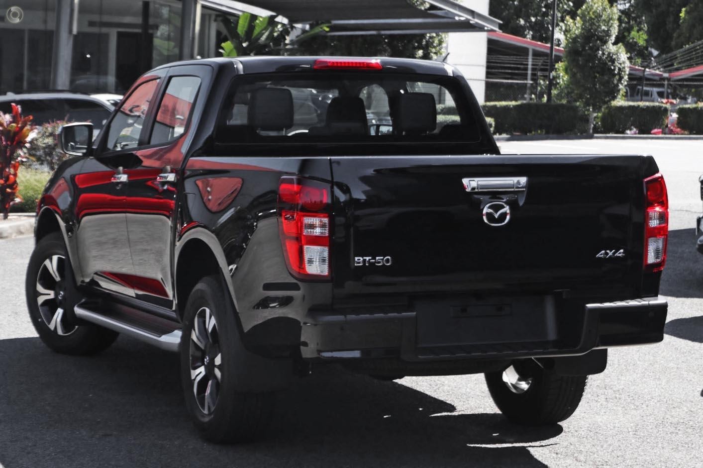 Mazda Bt-50 image 4