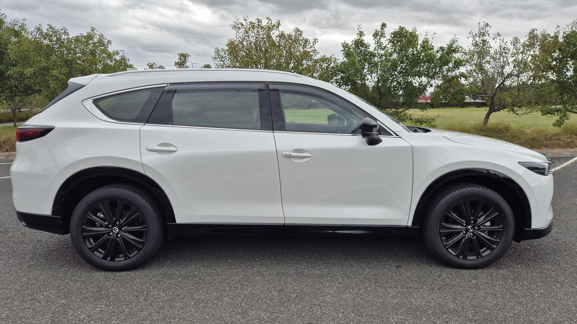 Mazda Cx-8 image 3