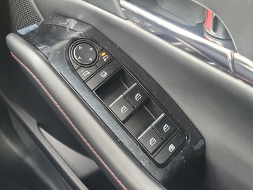 https://dvg-vehicle-assets.s3.amazonaws.com/11109723/d830ywa14oricbt18sd3qxsjt.jpg