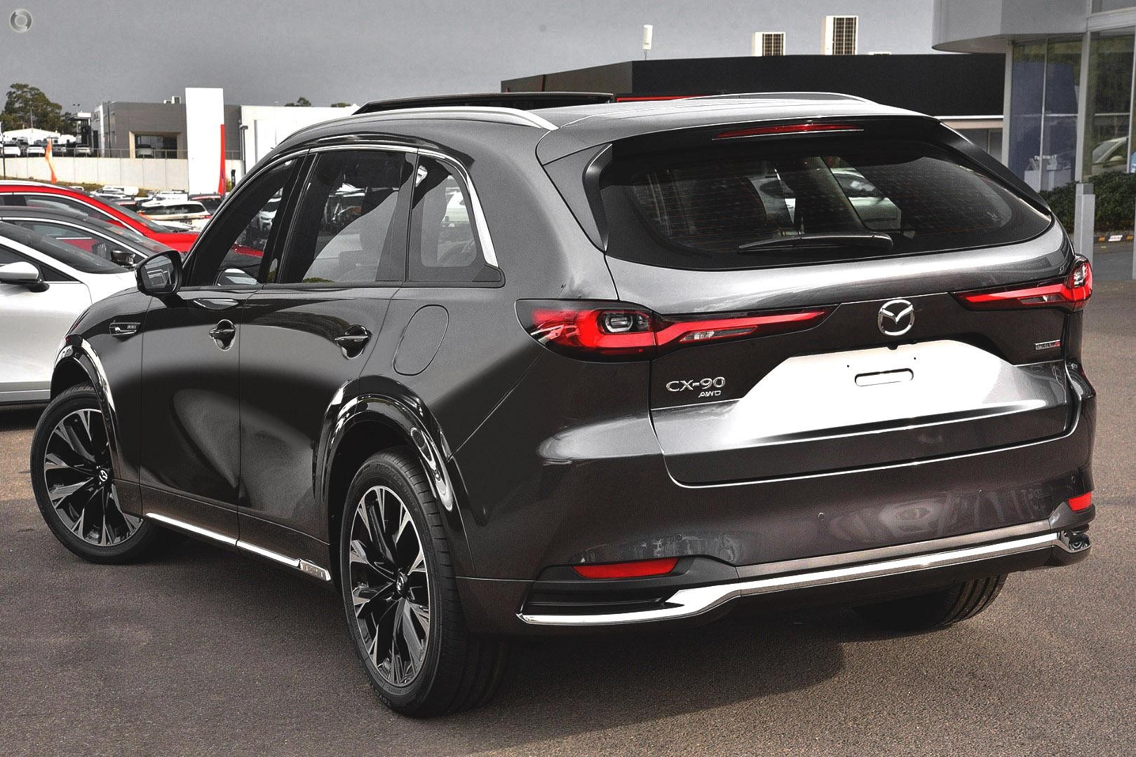 Mazda Cx-90 image 3