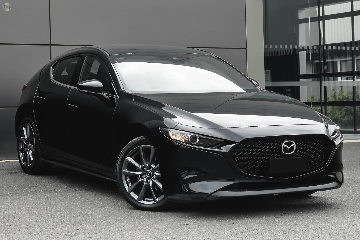 Mazda 3 image 1