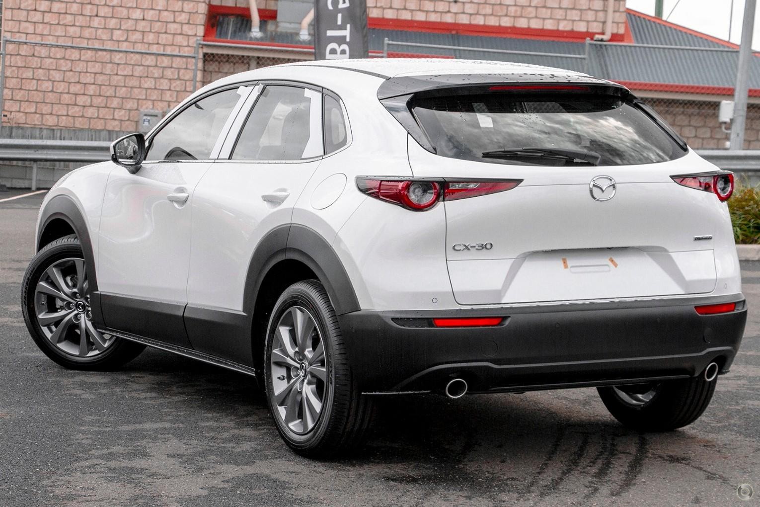 Mazda Cx-30 image 4