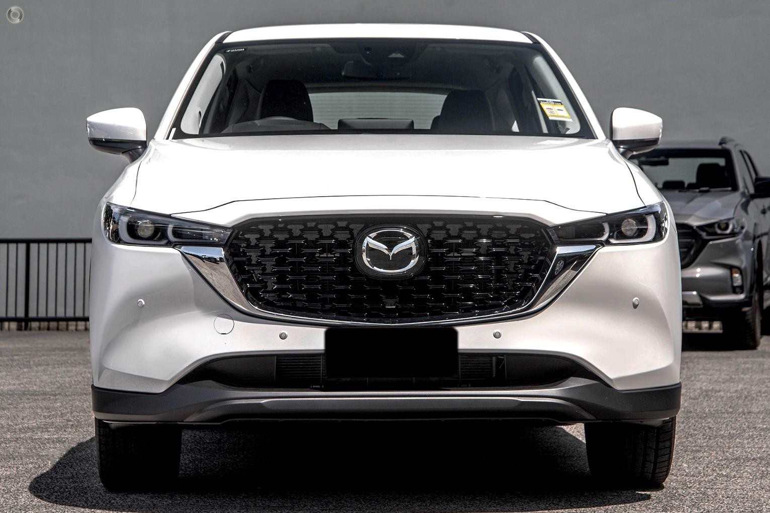 Mazda Cx-5 image 2