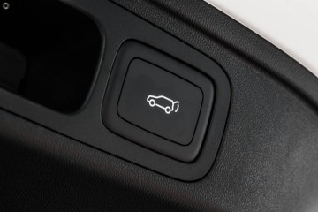 https://dvg-vehicle-assets.s3.amazonaws.com/111277/9vuecwfi4izbmrleagnjkt06b.jpg