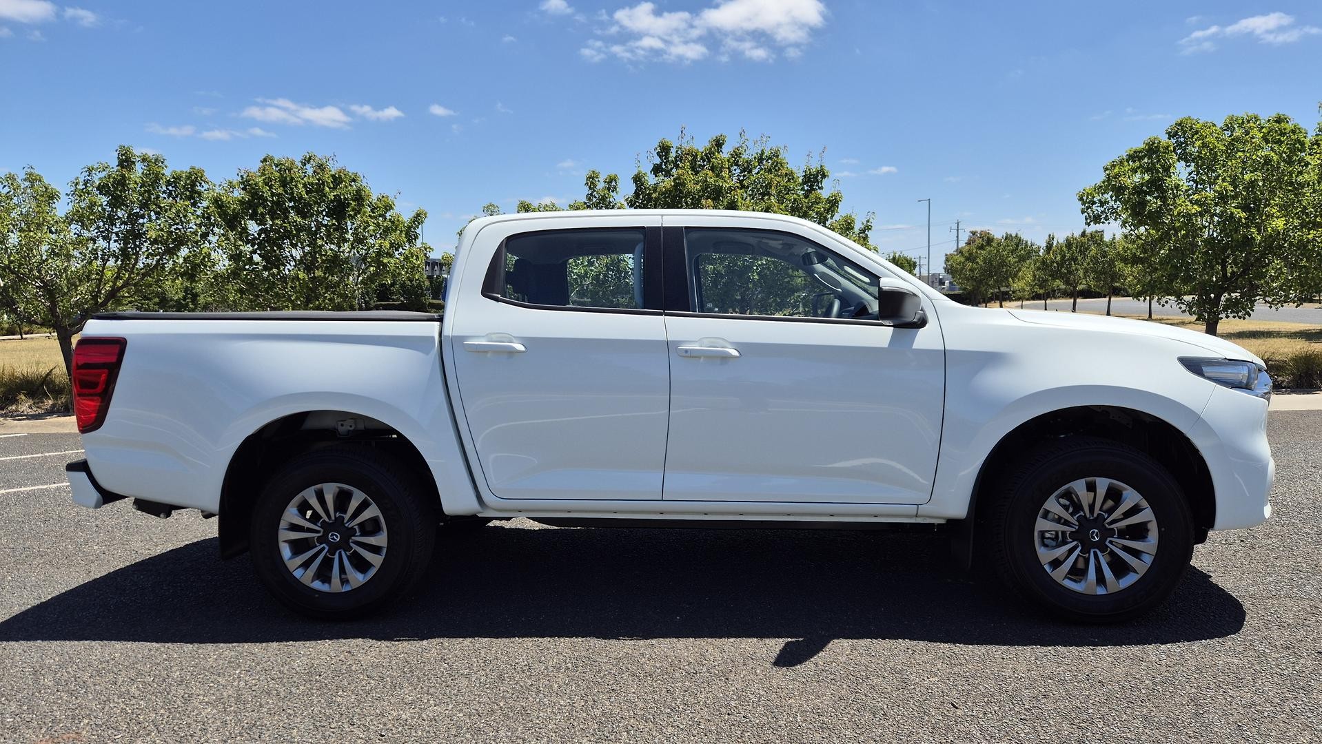 Mazda Bt-50 image 3