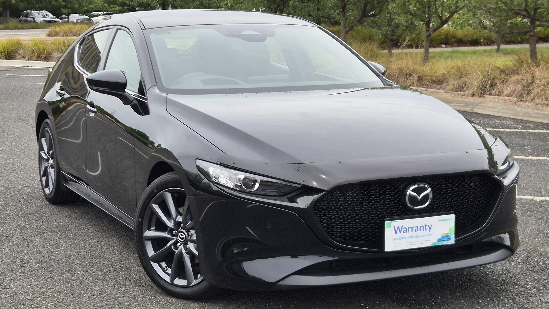 Mazda 3 image 1