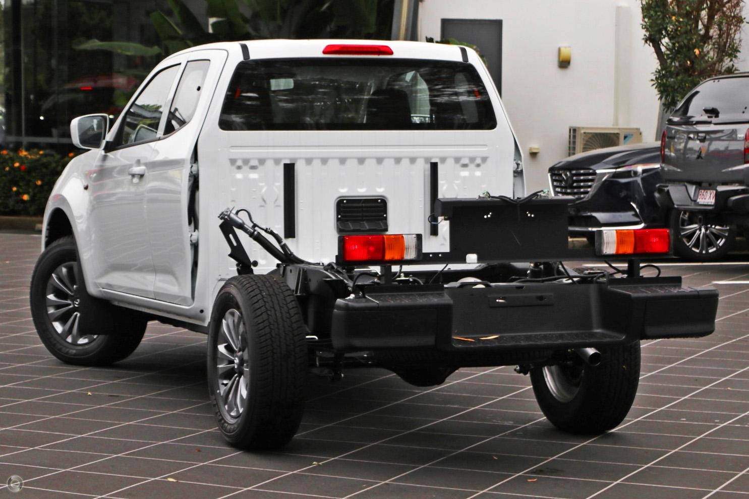 Mazda Bt-50 image 4