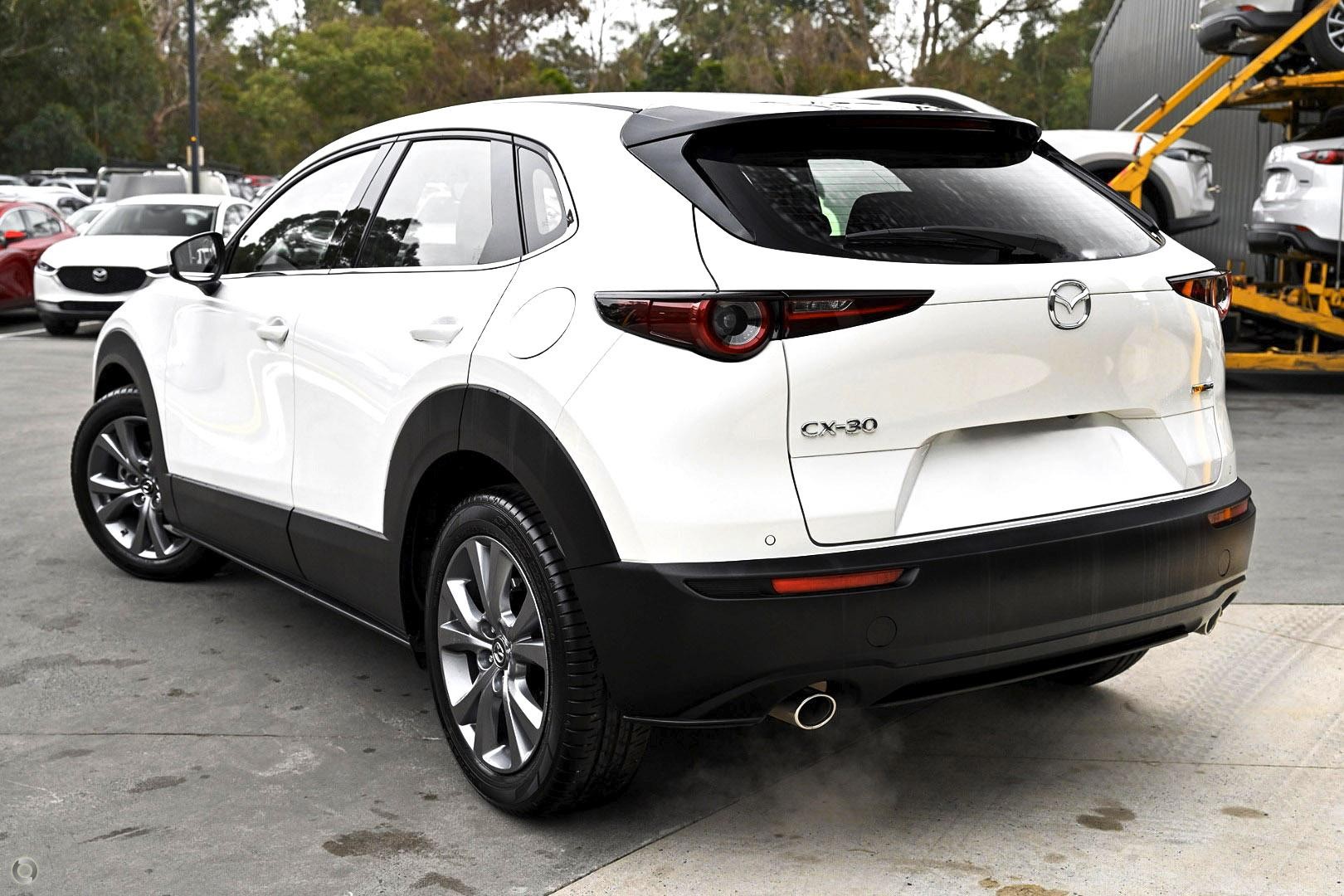 Mazda Cx-30 image 4