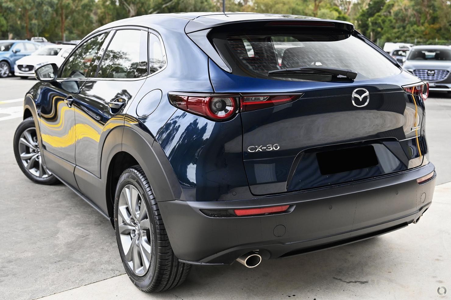 Mazda Cx-30 image 4