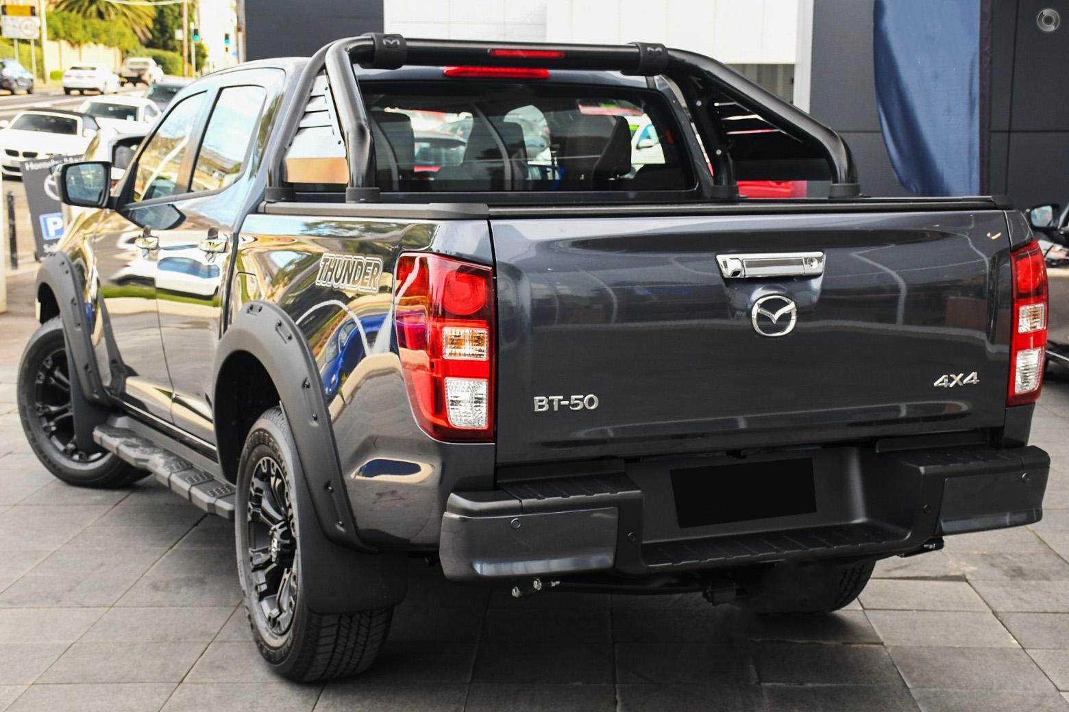 Mazda Bt-50 image 4