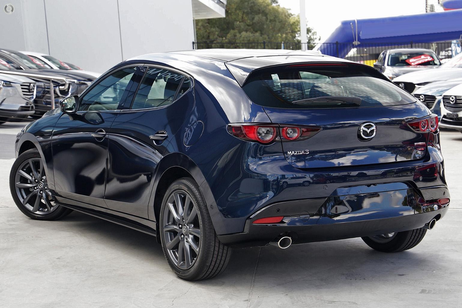 Mazda 3 image 4