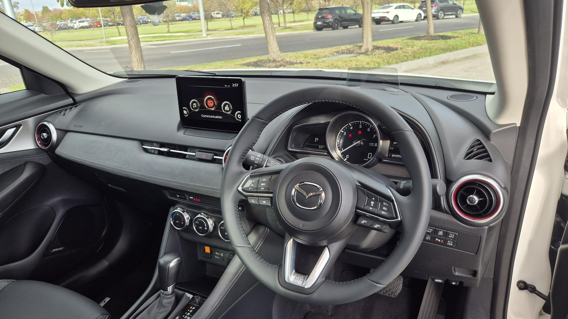 Mazda Cx-3 image 2