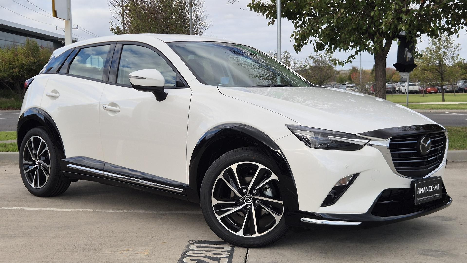 Mazda Cx-3 image 1