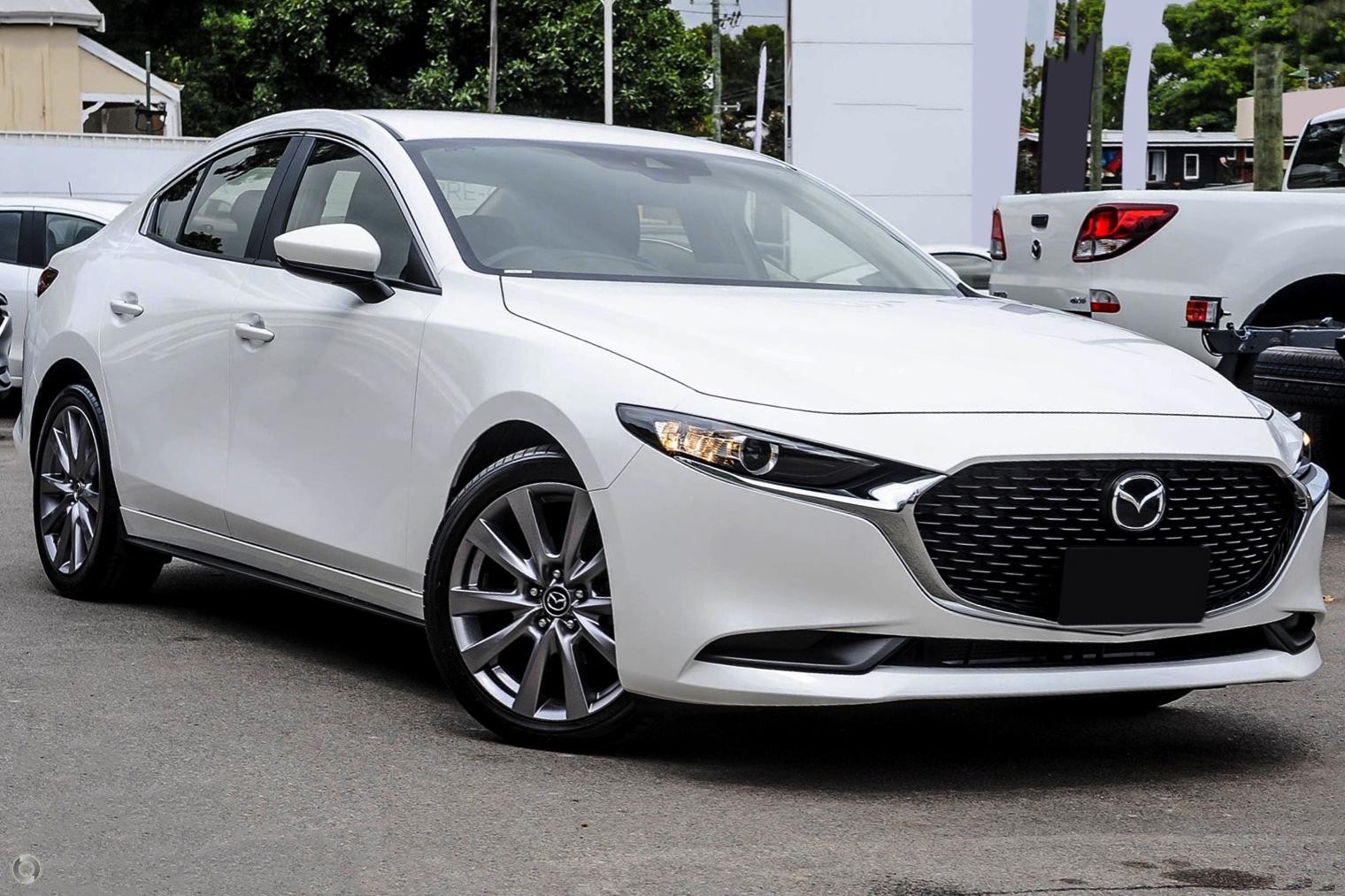 Mazda 3 image 1