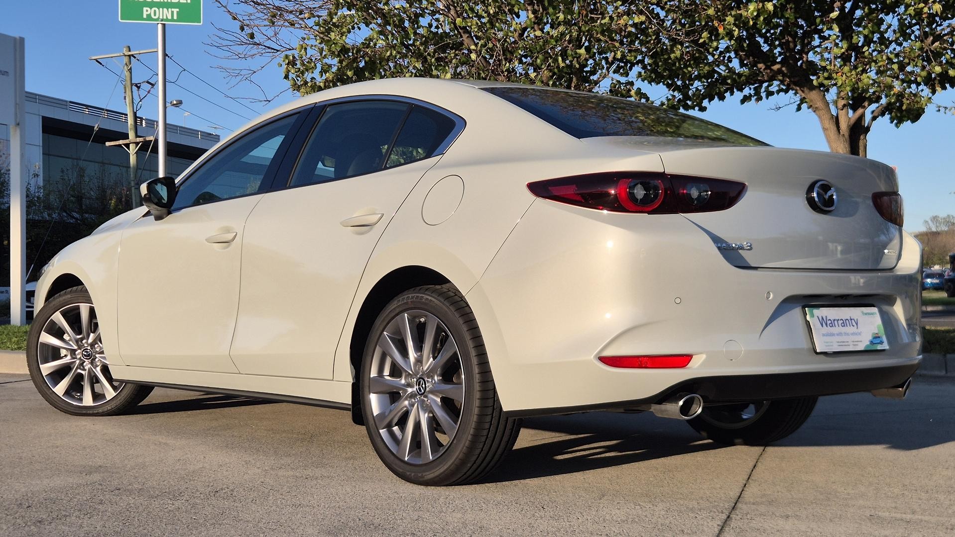 Mazda 3 image 4