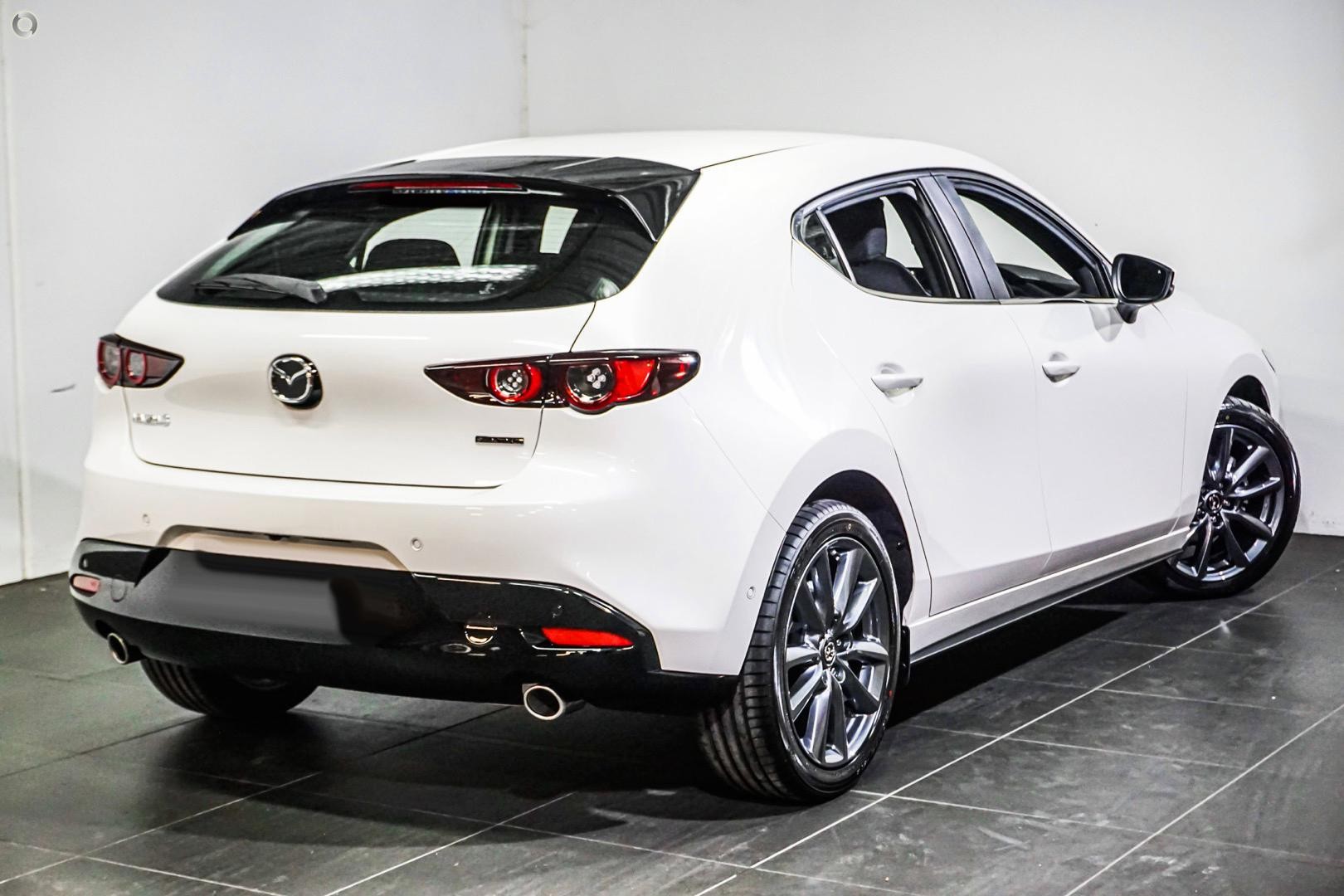 Mazda 3 image 4